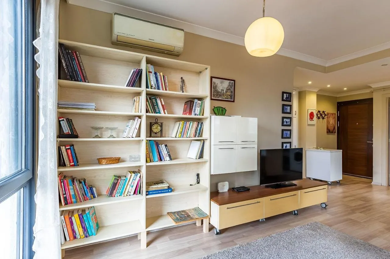 Lovely Apartment Near Marmaray And Caddebostan Coast In Kadikoy Istanbul